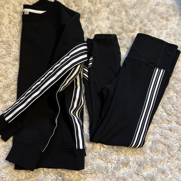 Set Athleta side stripe salutation 7/8 right & sweater size S - Picture 3 of 10